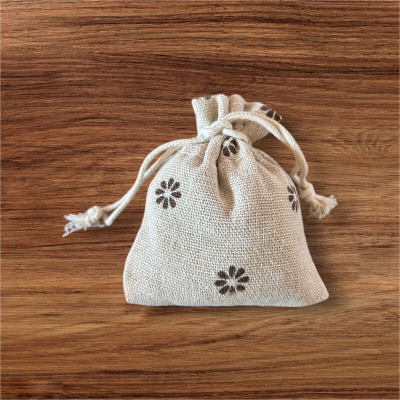 Bylinkové vrecko malé hnedé kvety